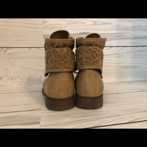 Rock & Candy Spraypaint Lace Up Boots 8